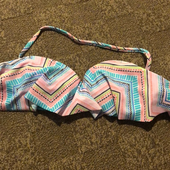 Xhilaration Other - ruffle bikini top
